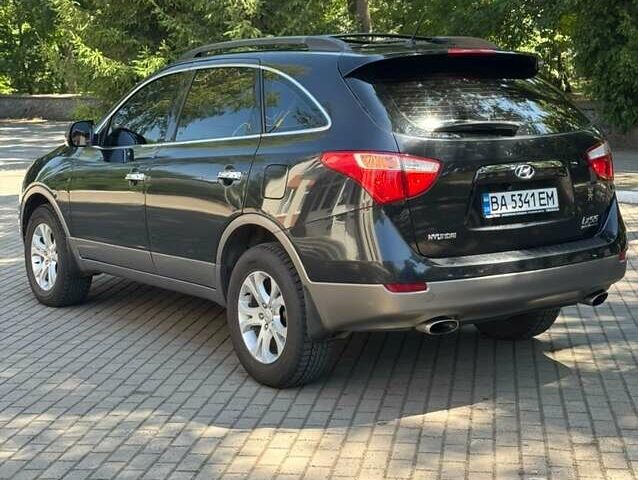 Чорний Хендай Вєракруз, об'ємом двигуна 3.78 л та пробігом 274 тис. км за 8850 $, фото 4 на Automoto.ua