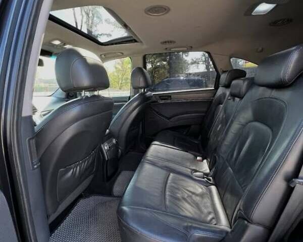 Черный Хендай Веракруз, объемом двигателя 2.96 л и пробегом 201 тыс. км за 11500 $, фото 7 на Automoto.ua