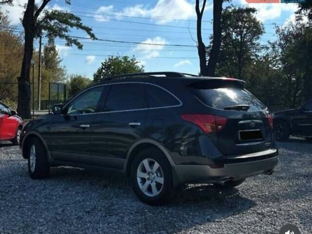 Черный Хендай Веракруз, объемом двигателя 2.96 л и пробегом 201 тыс. км за 11500 $, фото 3 на Automoto.ua