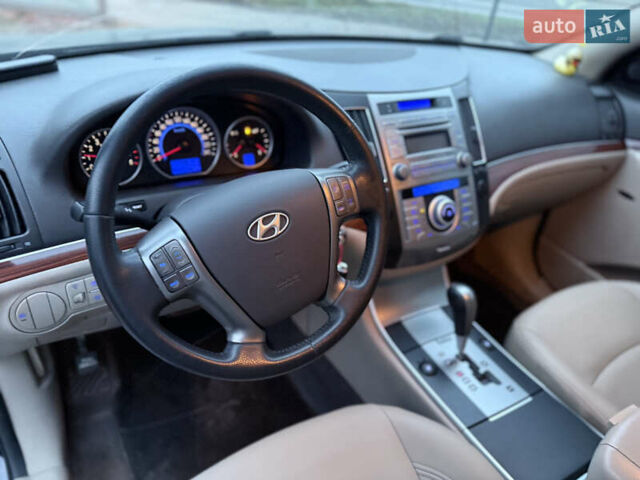 Черный Хендай Веракруз, объемом двигателя 3.8 л и пробегом 199 тыс. км за 7700 $, фото 18 на Automoto.ua