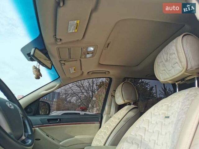 Коричневий Хендай Вєракруз, об'ємом двигуна 3 л та пробігом 263 тис. км за 11900 $, фото 5 на Automoto.ua