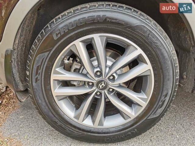 Коричневий Хендай Вєракруз, об'ємом двигуна 3 л та пробігом 263 тис. км за 11900 $, фото 34 на Automoto.ua