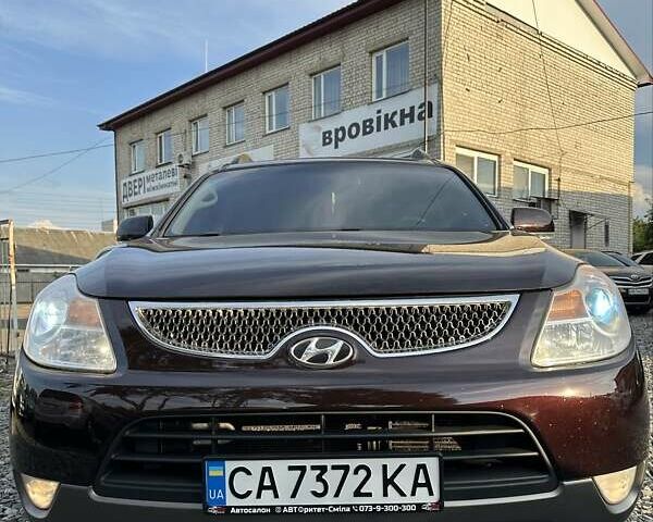 Коричневый Хендай Веракруз, объемом двигателя 3.8 л и пробегом 260 тыс. км за 9500 $, фото 6 на Automoto.ua