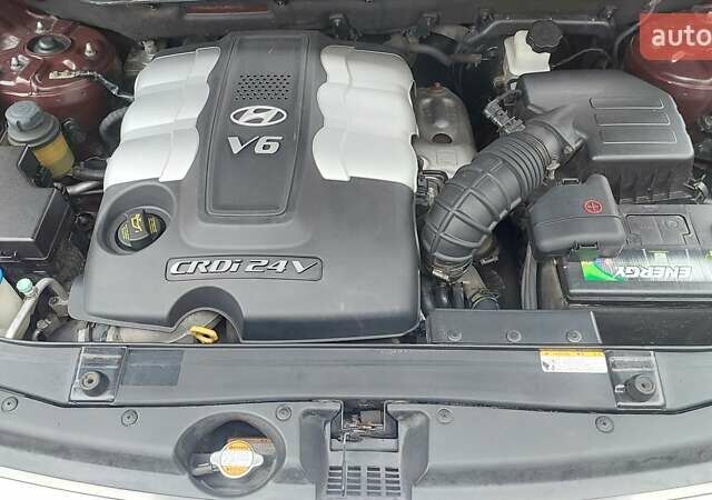 Коричневый Хендай Веракруз, объемом двигателя 3 л и пробегом 359 тыс. км за 9950 $, фото 23 на Automoto.ua