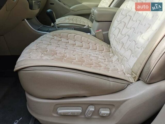 Коричневий Хендай Вєракруз, об'ємом двигуна 3 л та пробігом 263 тис. км за 11900 $, фото 6 на Automoto.ua