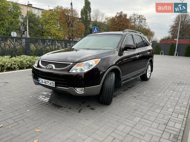 Коричневый Хендай Веракруз, объемом двигателя 2.96 л и пробегом 310 тыс. км за 12300 $, фото 1 на Automoto.ua