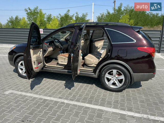 Червоний Хендай Вєракруз, об'ємом двигуна 2.96 л та пробігом 370 тис. км за 10400 $, фото 3 на Automoto.ua
