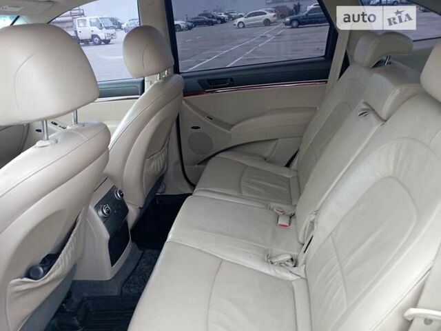 Хендай Веракруз, объемом двигателя 3.78 л и пробегом 300 тыс. км за 8900 $, фото 31 на Automoto.ua