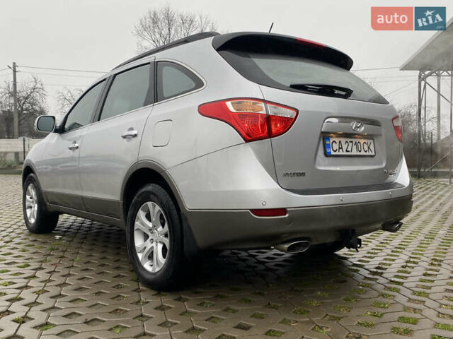 Сірий Хендай Вєракруз, об'ємом двигуна 3.8 л та пробігом 237 тис. км за 11700 $, фото 8 на Automoto.ua