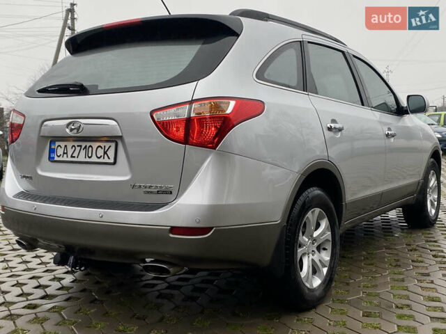 Сірий Хендай Вєракруз, об'ємом двигуна 3.8 л та пробігом 237 тис. км за 11700 $, фото 13 на Automoto.ua