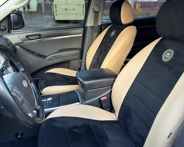 Сірий Хендай Вєракруз, об'ємом двигуна 3.8 л та пробігом 273 тис. км за 7900 $, фото 7 на Automoto.ua