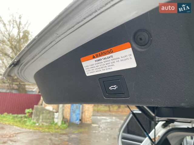 Серый Хендай Веракруз, объемом двигателя 2.9 л и пробегом 300 тыс. км за 9800 $, фото 12 на Automoto.ua