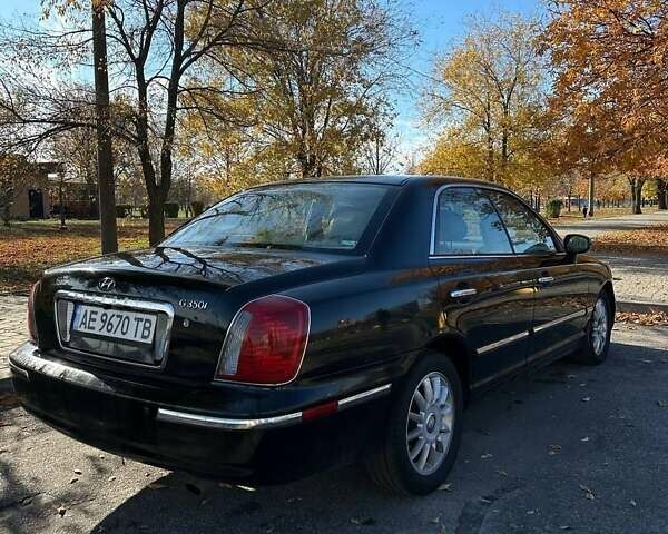 Черный Хендай КСГ, объемом двигателя 3.5 л и пробегом 350 тыс. км за 3500 $, фото 2 на Automoto.ua