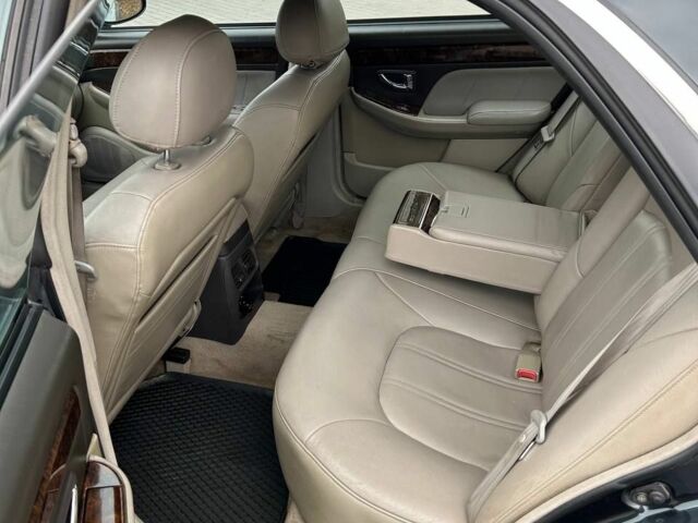 Зелений Хендай КСГ, об'ємом двигуна 3 л та пробігом 250 тис. км за 1393 $, фото 8 на Automoto.ua