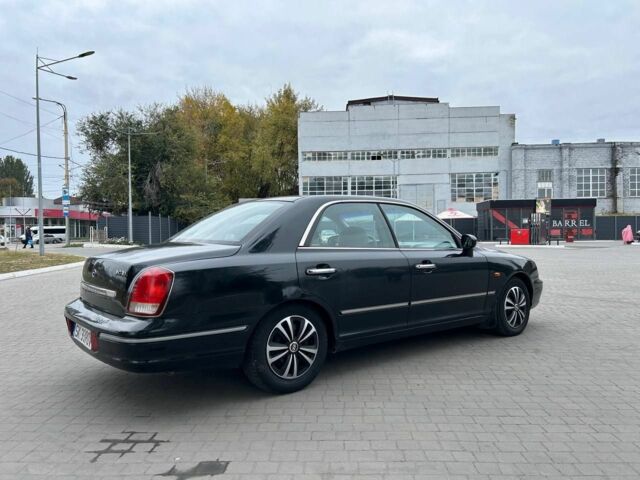 Зелений Хендай КСГ, об'ємом двигуна 3 л та пробігом 250 тис. км за 1393 $, фото 2 на Automoto.ua