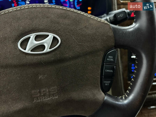 Зелений Хендай КСГ, об'ємом двигуна 3.5 л та пробігом 75 тис. км за 6900 $, фото 11 на Automoto.ua