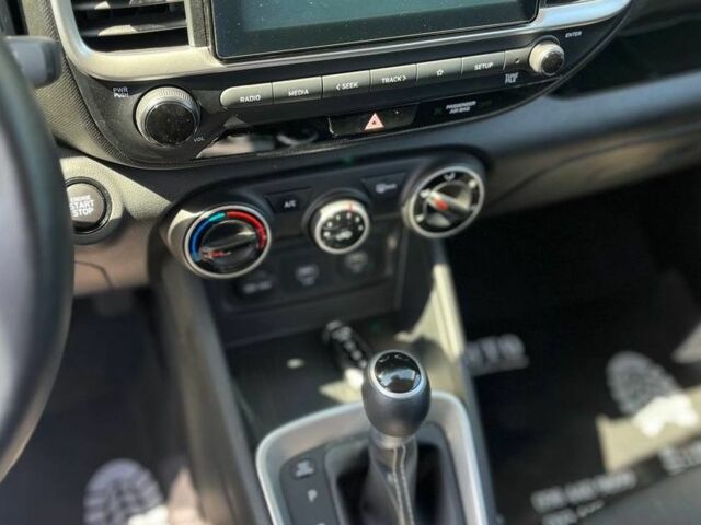 Сірий Хендай B, об'ємом двигуна 1.6 л та пробігом 3 тис. км за 18300 $, фото 7 на Automoto.ua