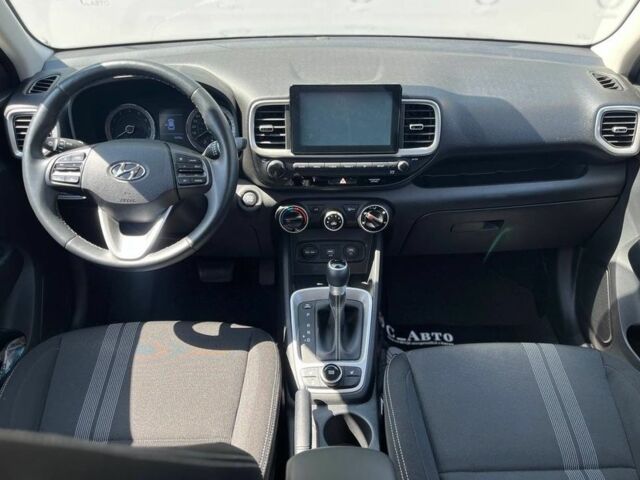 Сірий Хендай B, об'ємом двигуна 1.6 л та пробігом 3 тис. км за 18300 $, фото 6 на Automoto.ua