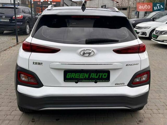 Белый Хендай Encino EV, объемом двигателя 0 л и пробегом 95 тыс. км за 15900 $, фото 8 на Automoto.ua