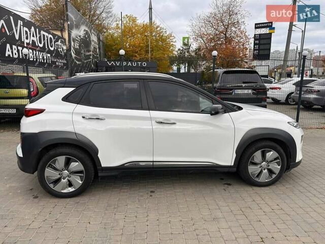 Белый Хендай Encino EV, объемом двигателя 0 л и пробегом 95 тыс. км за 15900 $, фото 6 на Automoto.ua