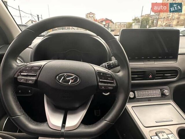 Белый Хендай Encino EV, объемом двигателя 0 л и пробегом 95 тыс. км за 15900 $, фото 22 на Automoto.ua