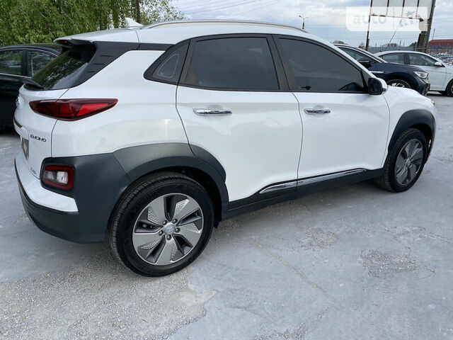 Хендай Encino EV, об'ємом двигуна 0 л та пробігом 24 тис. км за 25900 $, фото 4 на Automoto.ua