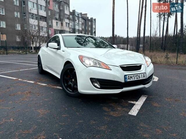 Белый Хендай Genesis Coupe, объемом двигателя 2 л и пробегом 196 тыс. км за 9800 $, фото 18 на Automoto.ua