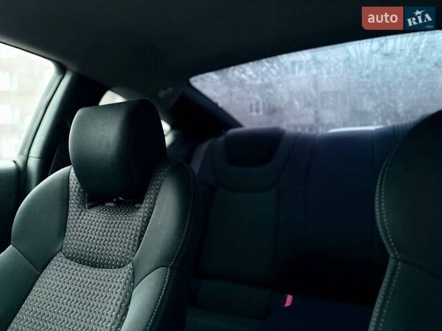 Белый Хендай Genesis Coupe, объемом двигателя 2 л и пробегом 196 тыс. км за 9800 $, фото 27 на Automoto.ua