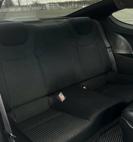 Белый Хендай Genesis Coupe, объемом двигателя 2 л и пробегом 269 тыс. км за 8700 $, фото 15 на Automoto.ua