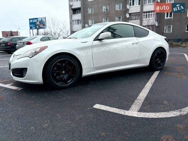Белый Хендай Genesis Coupe, объемом двигателя 2 л и пробегом 196 тыс. км за 9800 $, фото 8 на Automoto.ua