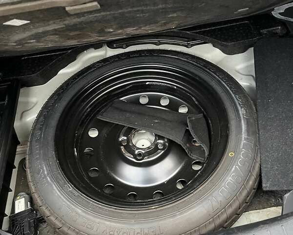 Белый Хендай Genesis Coupe, объемом двигателя 2 л и пробегом 113 тыс. км за 11500 $, фото 28 на Automoto.ua