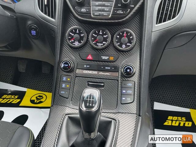 Белый Хендай Genesis Coupe, объемом двигателя 3.8 л и пробегом 49 тыс. км за 15600 $, фото 20 на Automoto.ua