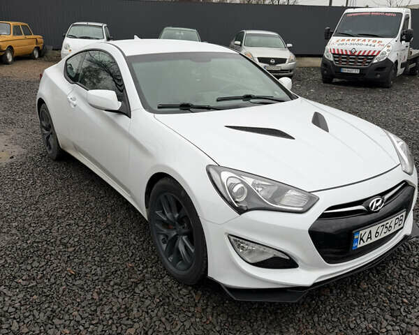 Білий Хендай Genesis Coupe, об'ємом двигуна 2 л та пробігом 75 тис. км за 9999 $, фото 4 на Automoto.ua