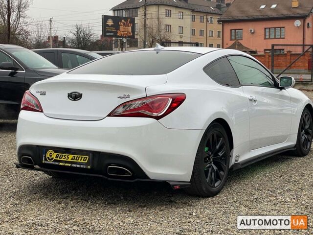 Белый Хендай Genesis Coupe, объемом двигателя 3.8 л и пробегом 49 тыс. км за 15600 $, фото 5 на Automoto.ua