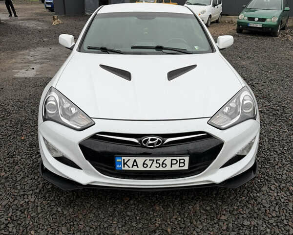 Білий Хендай Genesis Coupe, об'ємом двигуна 2 л та пробігом 75 тис. км за 9999 $, фото 5 на Automoto.ua