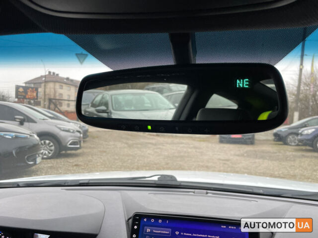 Белый Хендай Genesis Coupe, объемом двигателя 3.8 л и пробегом 49 тыс. км за 15600 $, фото 17 на Automoto.ua