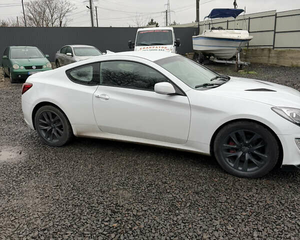 Білий Хендай Genesis Coupe, об'ємом двигуна 2 л та пробігом 75 тис. км за 9999 $, фото 3 на Automoto.ua