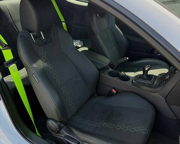 Белый Хендай Genesis Coupe, объемом двигателя 3.8 л и пробегом 49 тыс. км за 14900 $, фото 15 на Automoto.ua