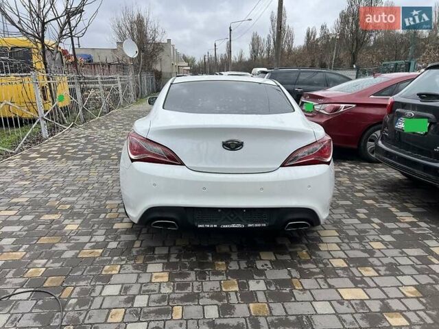 Белый Хендай Genesis Coupe, объемом двигателя 2 л и пробегом 88 тыс. км за 10999 $, фото 34 на Automoto.ua