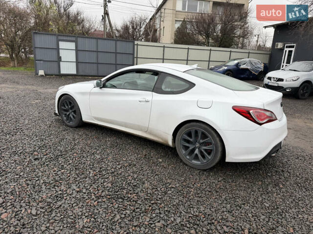 Білий Хендай Genesis Coupe, об'ємом двигуна 2 л та пробігом 75 тис. км за 9999 $, фото 7 на Automoto.ua