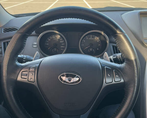 Черный Хендай Genesis Coupe, объемом двигателя 2 л и пробегом 190 тыс. км за 9000 $, фото 11 на Automoto.ua