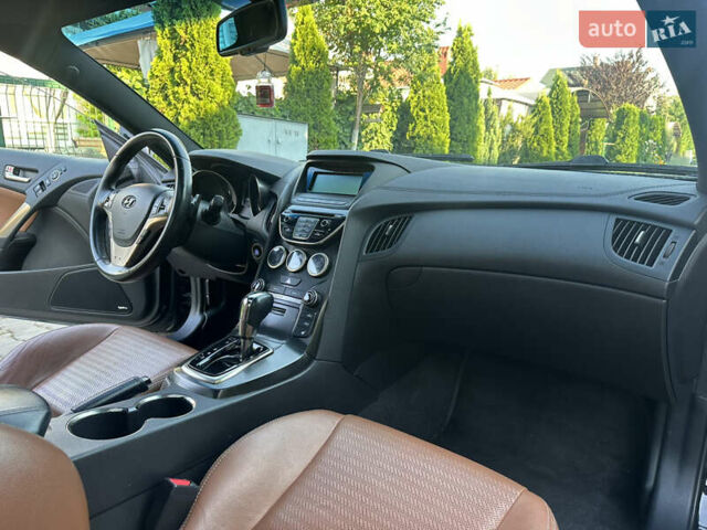 Черный Хендай Genesis Coupe, объемом двигателя 2 л и пробегом 119 тыс. км за 11200 $, фото 4 на Automoto.ua
