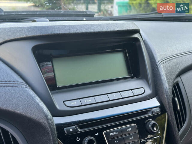 Черный Хендай Genesis Coupe, объемом двигателя 2 л и пробегом 119 тыс. км за 11200 $, фото 37 на Automoto.ua