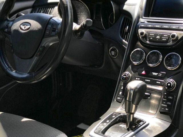 Черный Хендай Genesis Coupe, объемом двигателя 2 л и пробегом 156 тыс. км за 12500 $, фото 14 на Automoto.ua