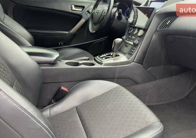 Черный Хендай Genesis Coupe, объемом двигателя 2 л и пробегом 89 тыс. км за 13500 $, фото 11 на Automoto.ua