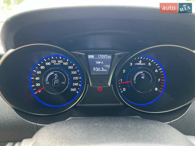 Коричневий Хендай Genesis Coupe, об'ємом двигуна 2 л та пробігом 17 тис. км за 18700 $, фото 26 на Automoto.ua
