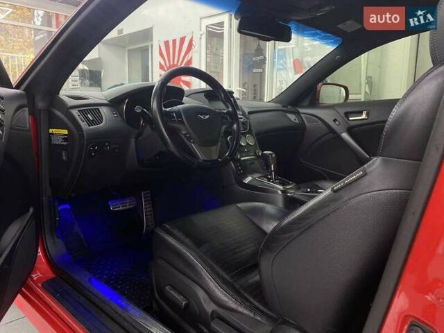 Красный Хендай Genesis Coupe, объемом двигателя 2 л и пробегом 205 тыс. км за 9500 $, фото 10 на Automoto.ua