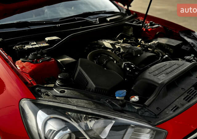 Красный Хендай Genesis Coupe, объемом двигателя 2 л и пробегом 167 тыс. км за 12500 $, фото 14 на Automoto.ua