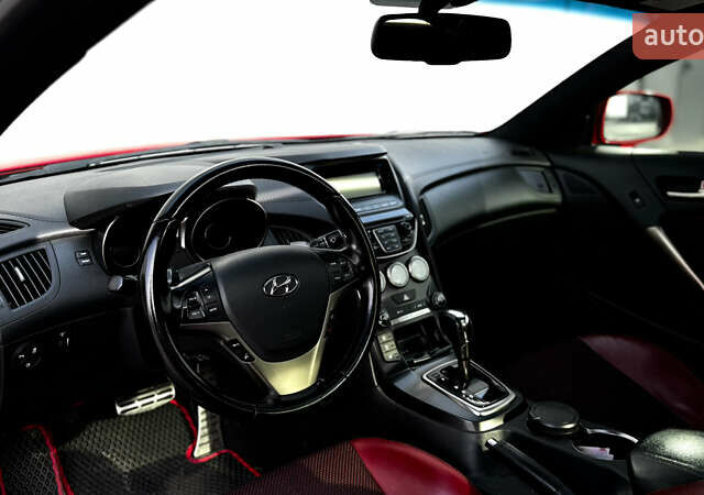 Красный Хендай Genesis Coupe, объемом двигателя 2 л и пробегом 167 тыс. км за 12500 $, фото 17 на Automoto.ua