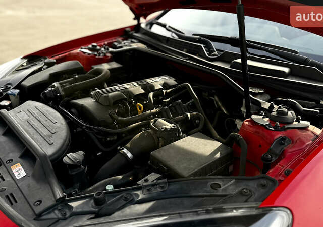 Красный Хендай Genesis Coupe, объемом двигателя 2 л и пробегом 167 тыс. км за 12500 $, фото 15 на Automoto.ua